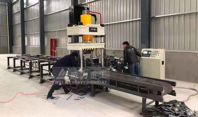 錨桿托盤沖壓成型液壓機(jī)